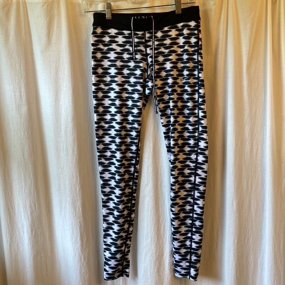 Nike Dry Fit running leggings size small women's - Picture 1 of 5